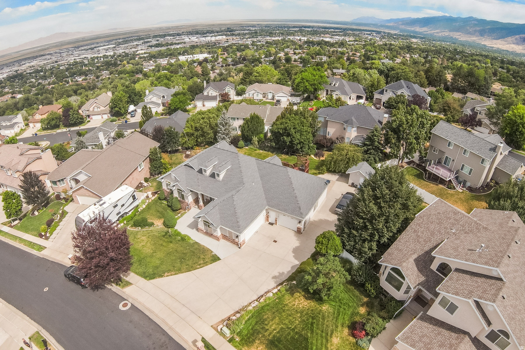 EAGLEWOOD - Residential