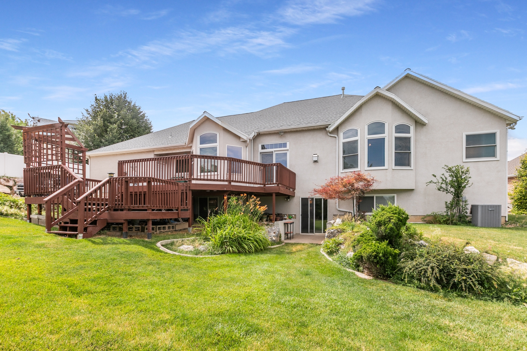 EAGLEWOOD - Residential