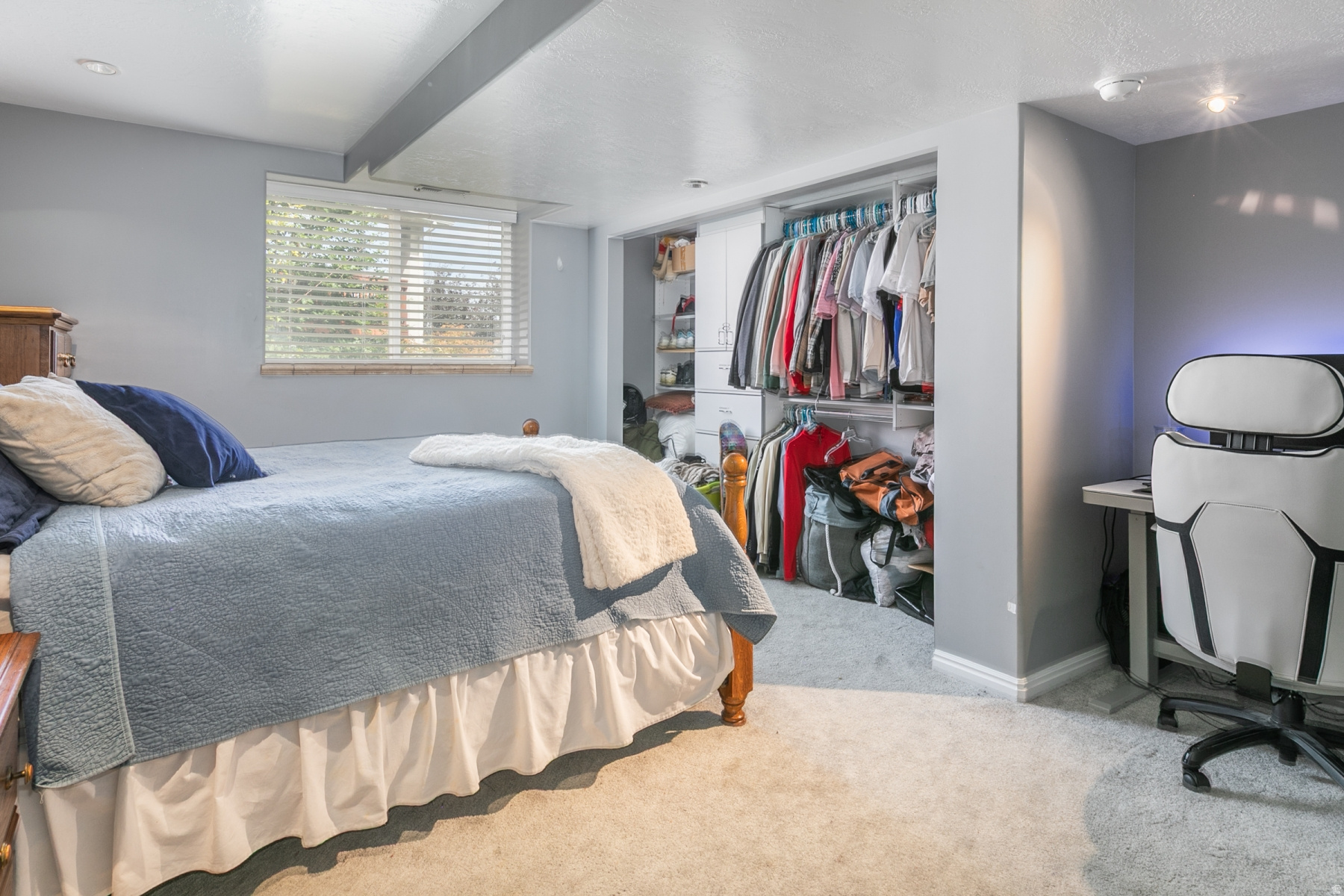 EAGLEWOOD - Residential