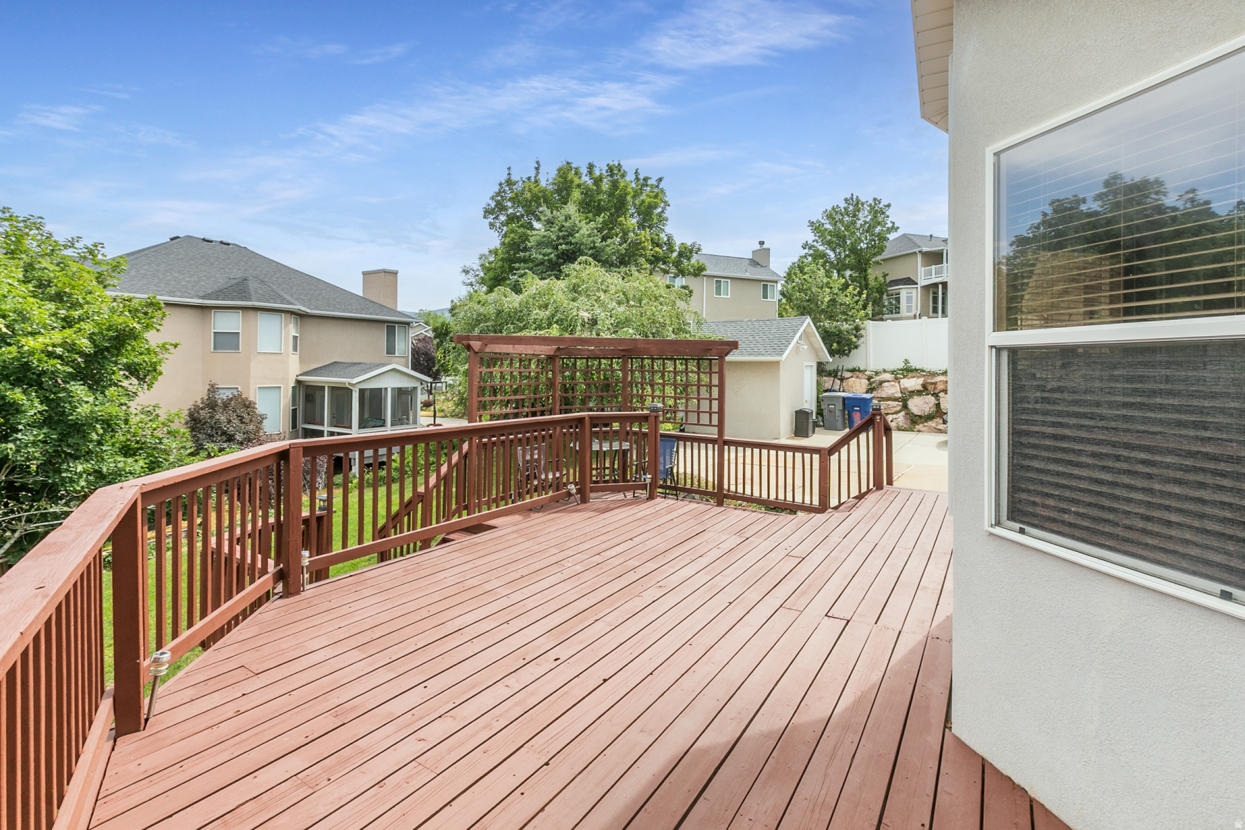 EAGLEWOOD - Residential