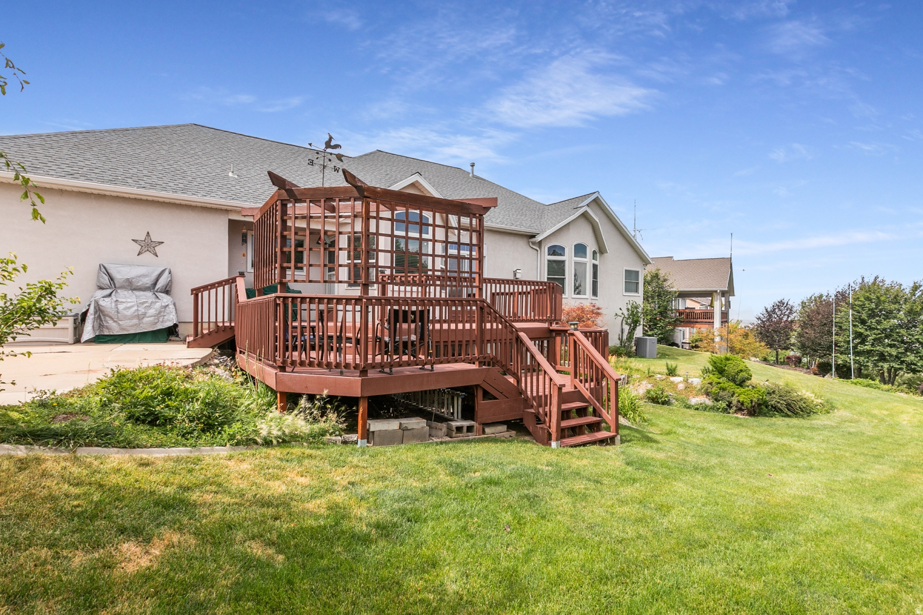 EAGLEWOOD - Residential