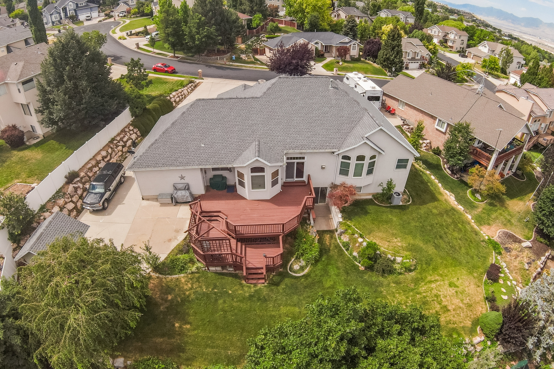 EAGLEWOOD - Residential