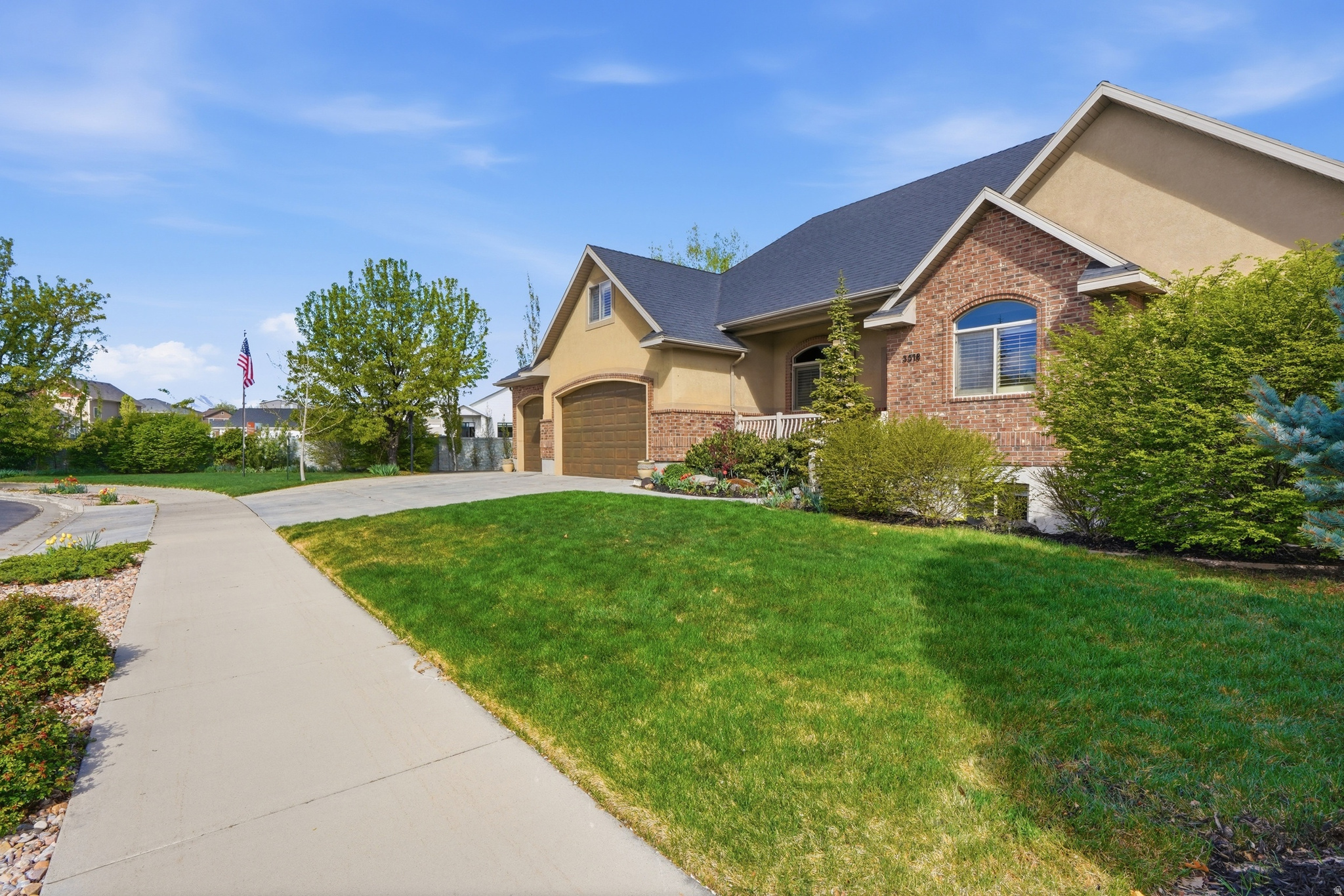 JONES MEADOWS - Residential