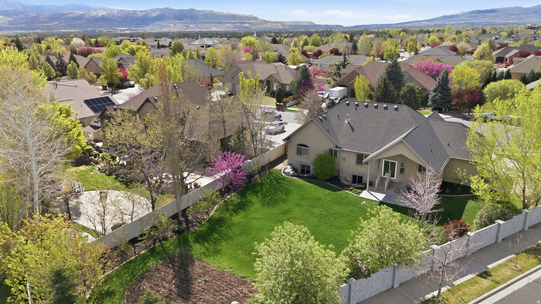 JONES MEADOWS - Residential