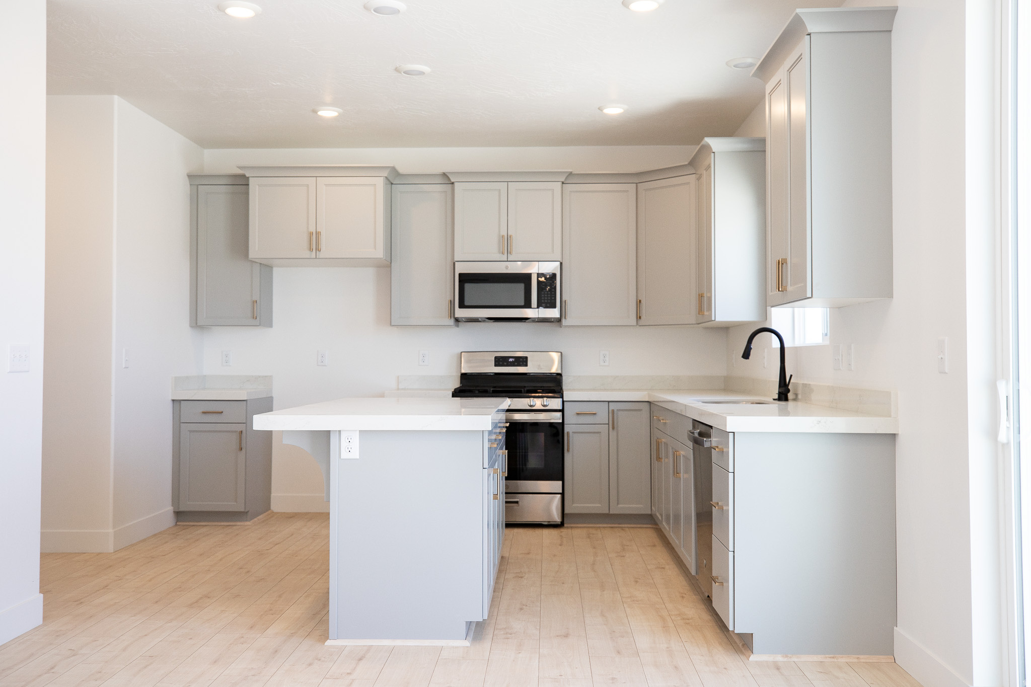 PARKWAY FIELDS SINGLES 2 - Residential
