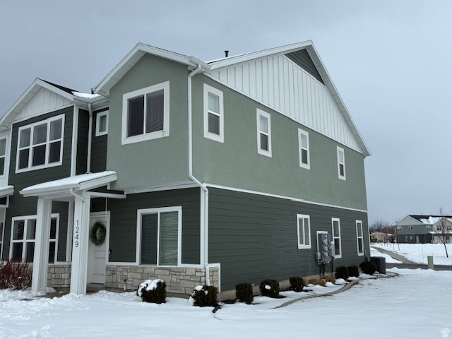 WOODMORE POINTE SUBDIVISION - Residential