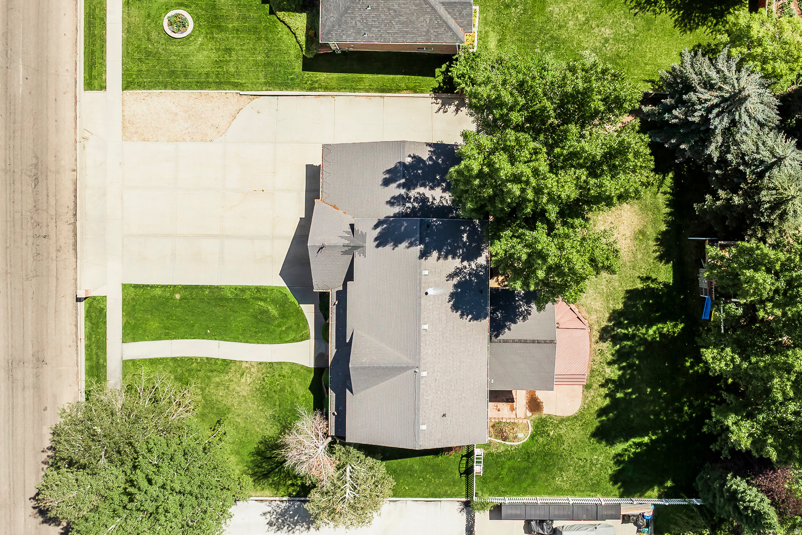 MOUNTAIN VIEW ESTATES - Residential