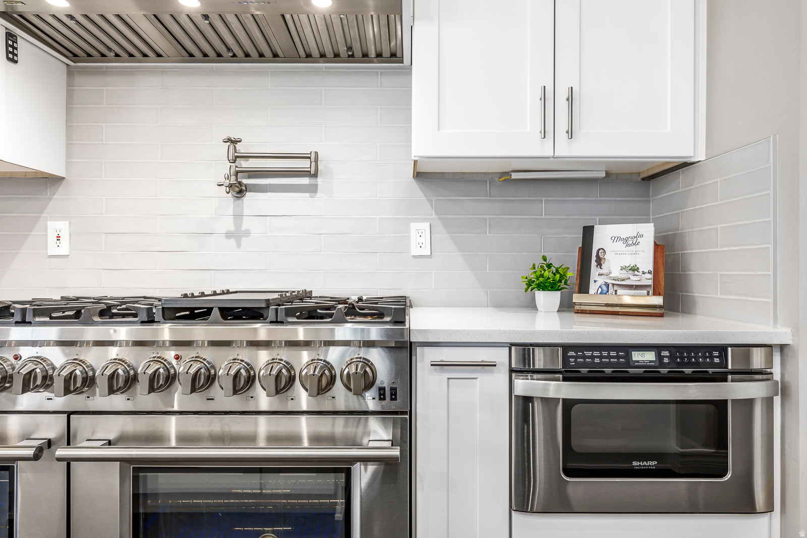 MOUNTAIN VIEW ESTATES - Residential