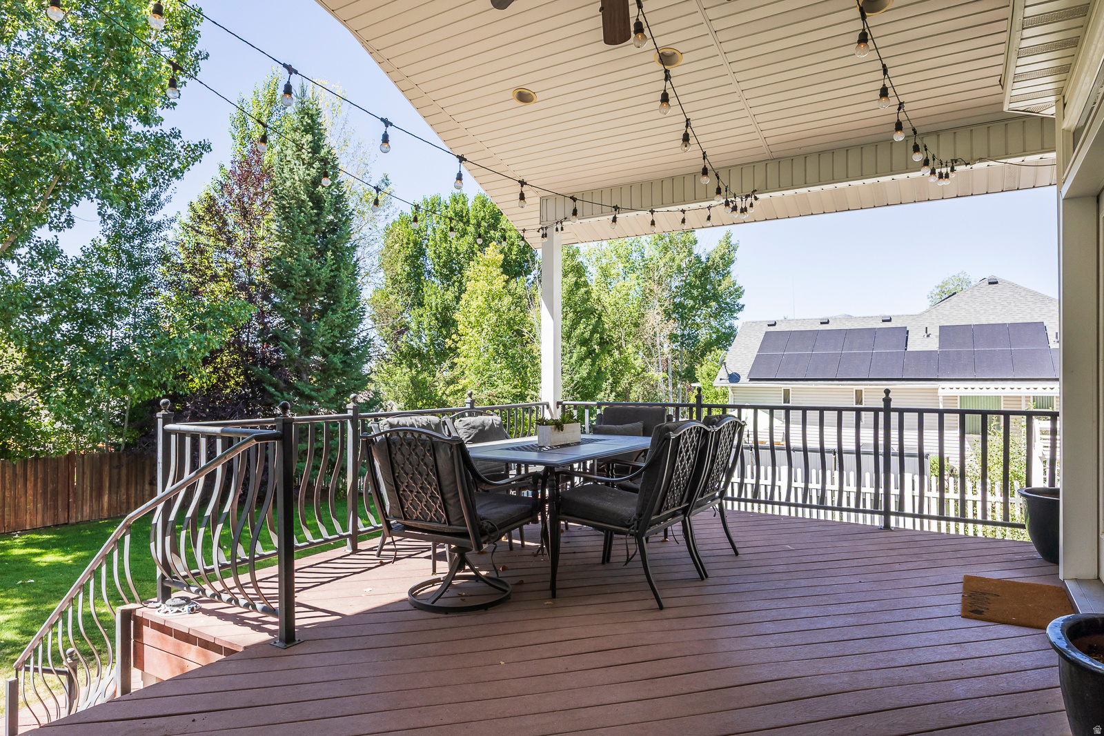 MOUNTAIN VIEW ESTATES - Residential
