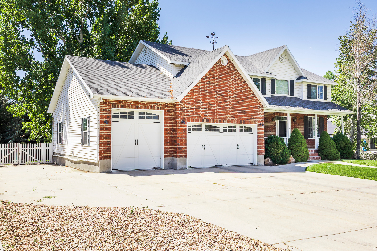 MOUNTAIN VIEW ESTATES - Residential