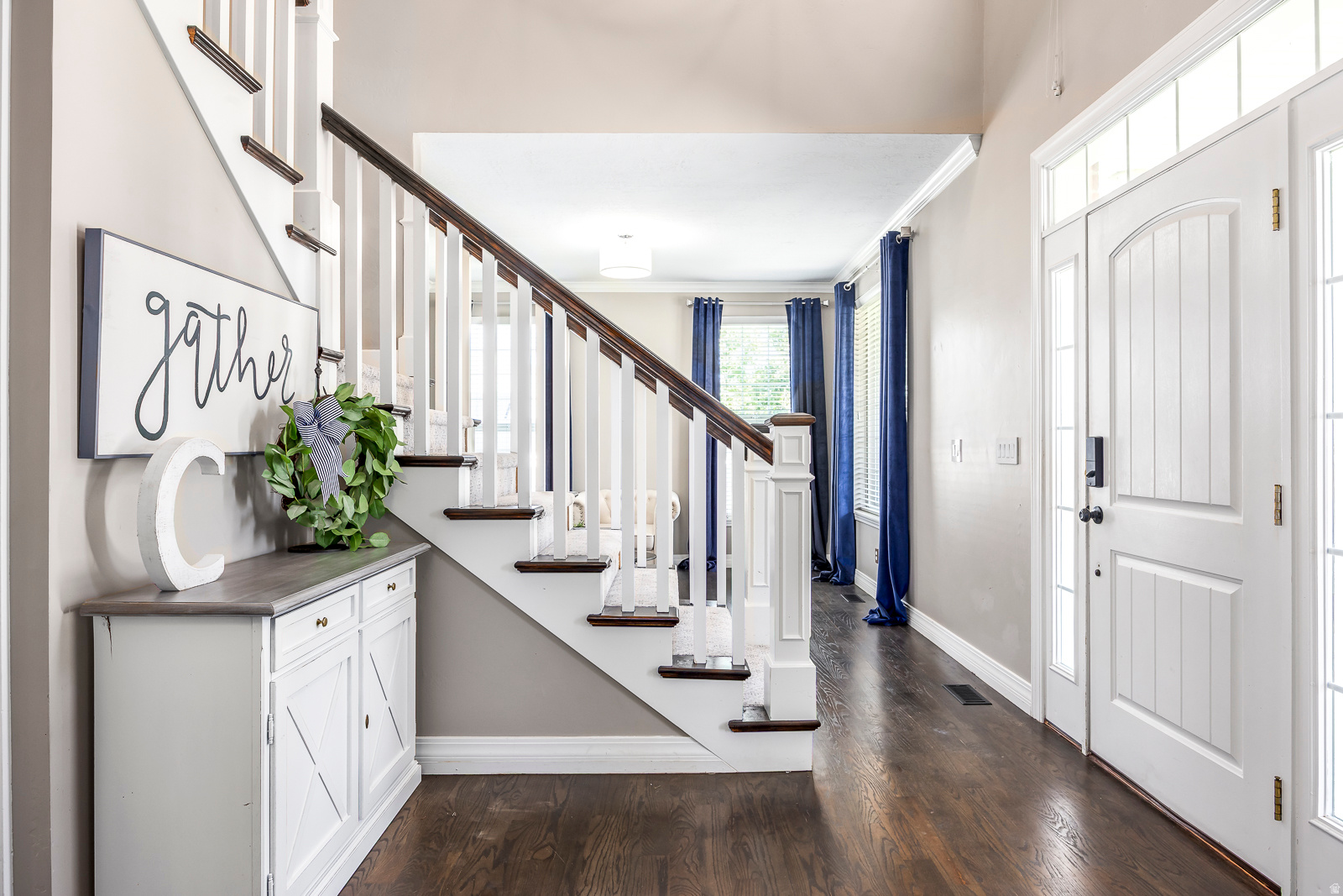 MOUNTAIN VIEW ESTATES - Residential