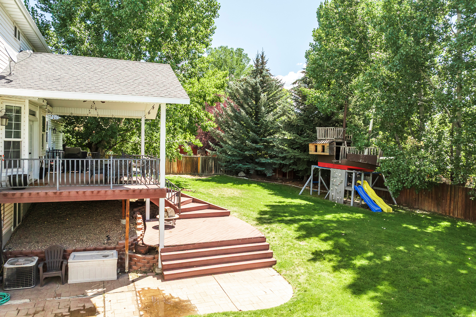 MOUNTAIN VIEW ESTATES - Residential
