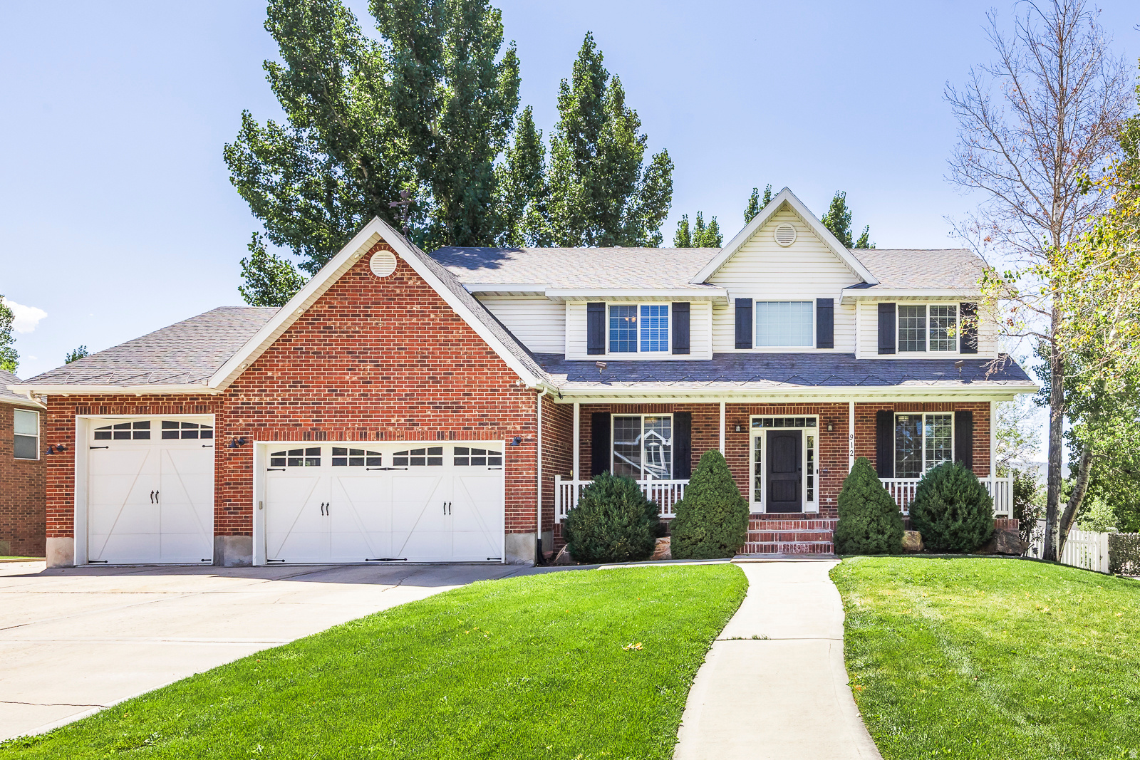 MOUNTAIN VIEW ESTATES - Residential