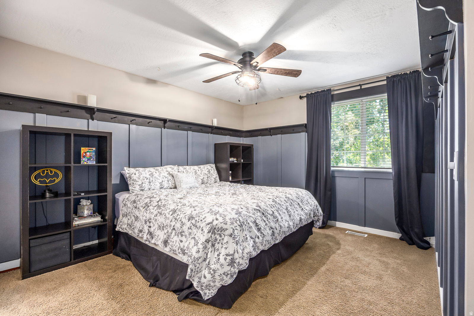 MOUNTAIN VIEW ESTATES - Residential