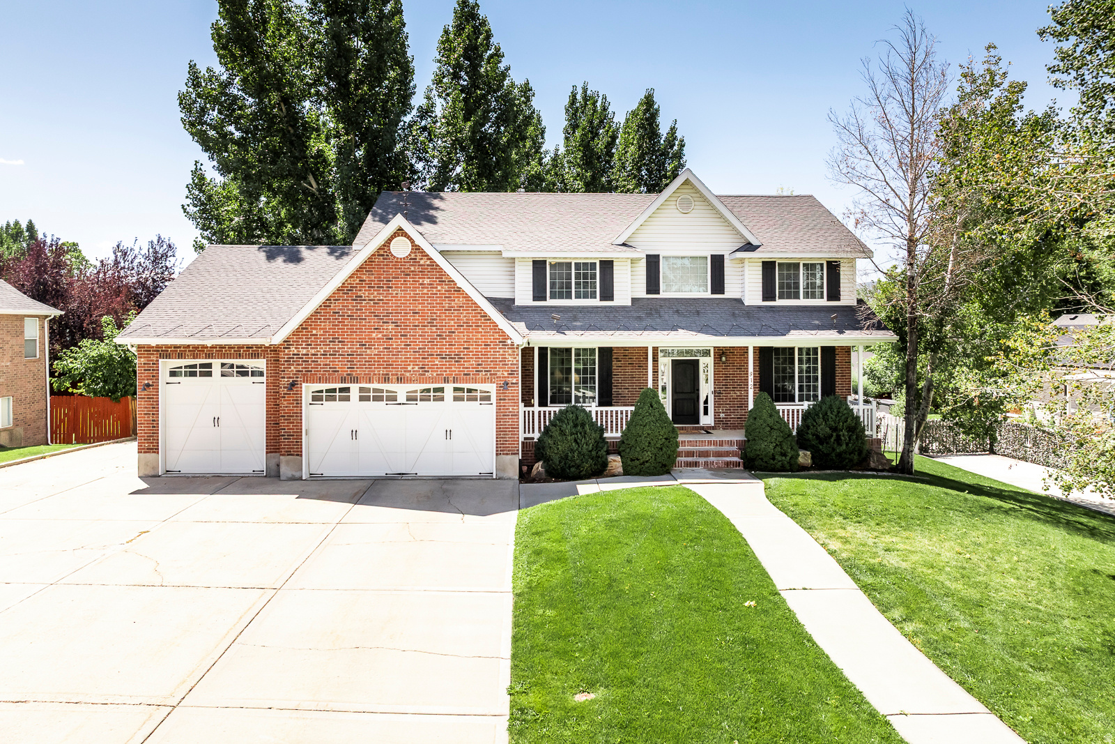 MOUNTAIN VIEW ESTATES - Residential