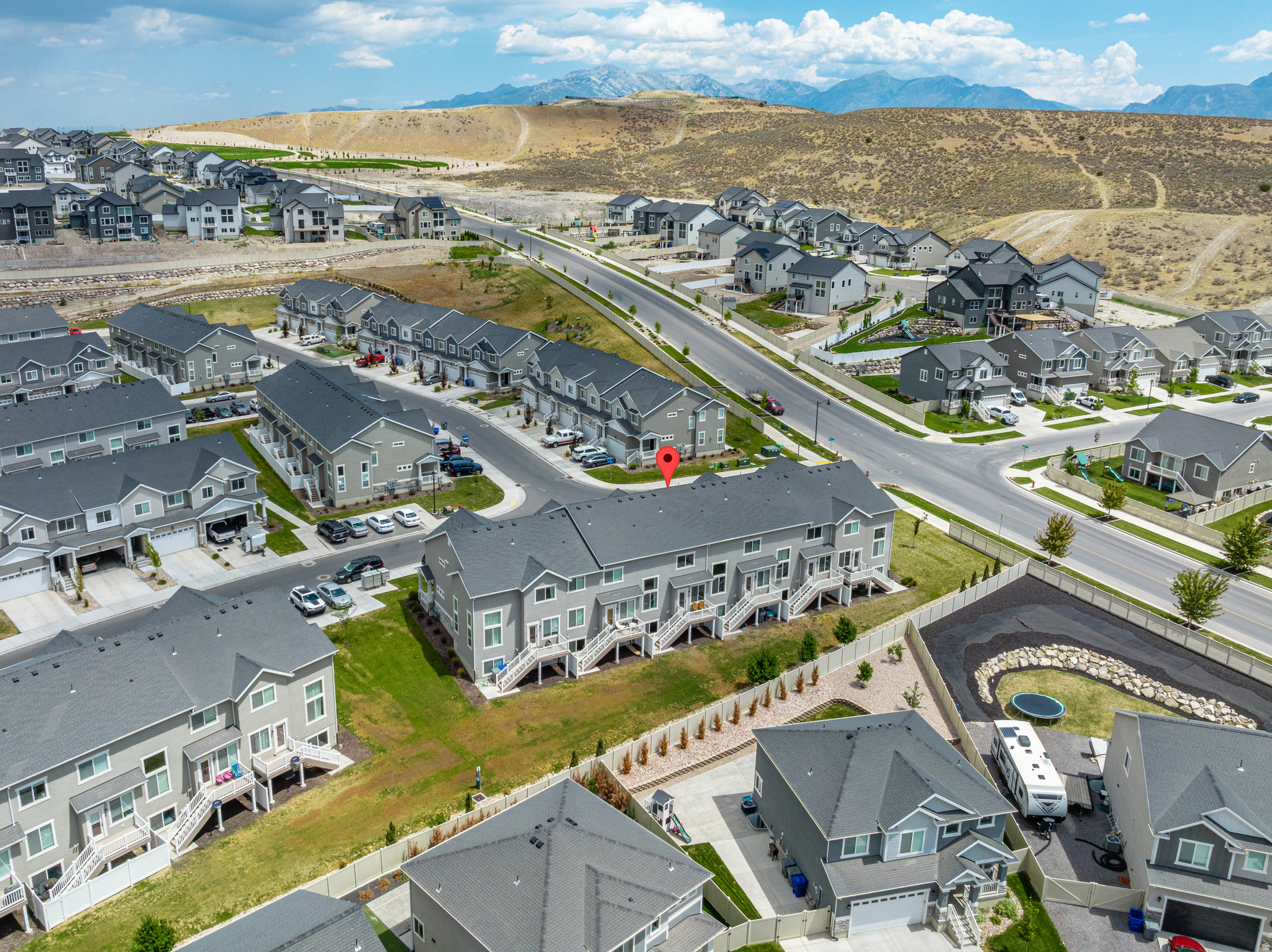 QUAILHILL - Residential
