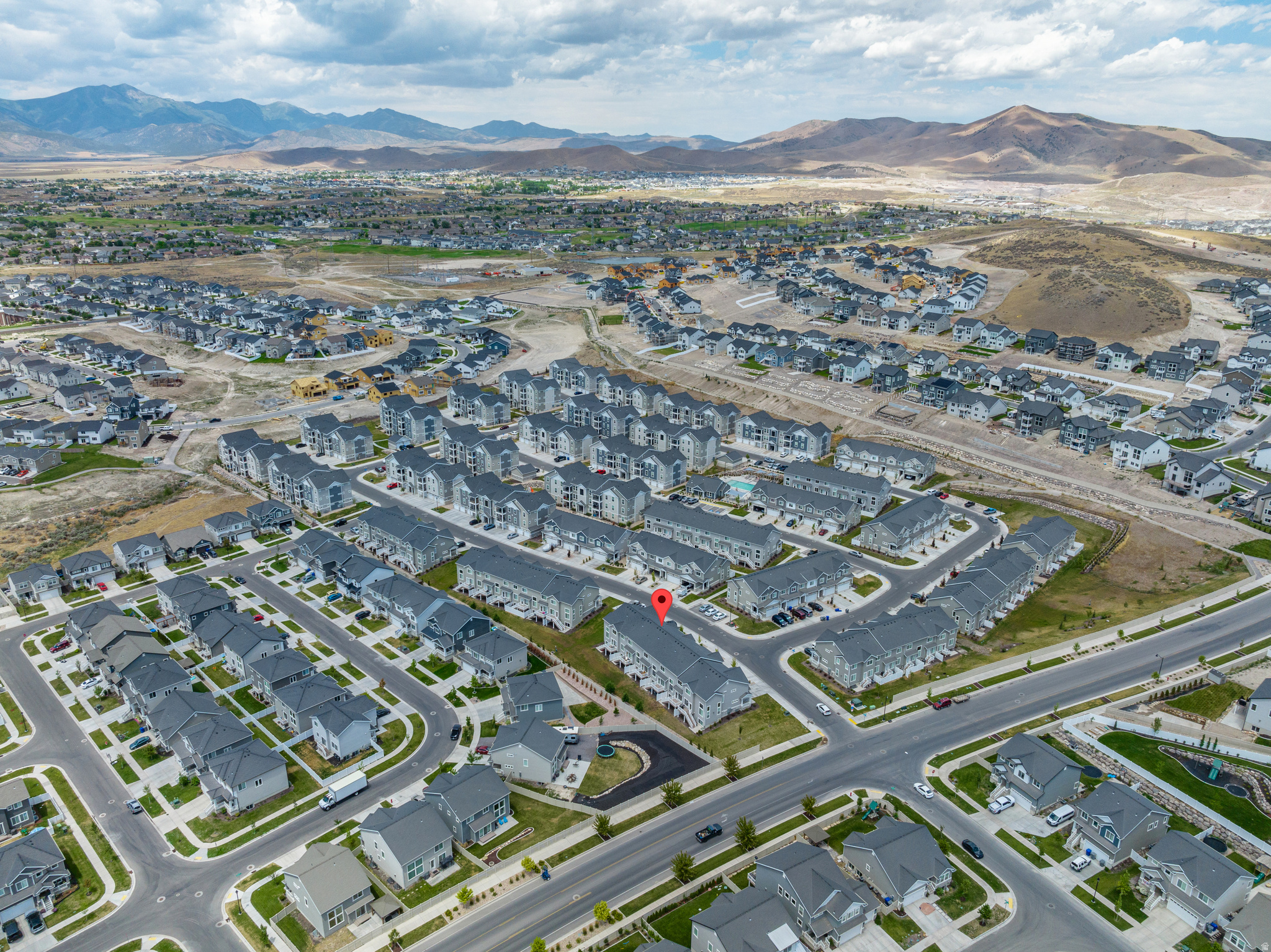 QUAILHILL - Residential