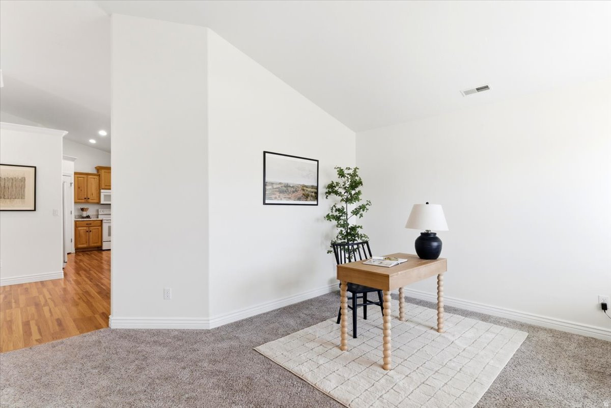 ASHWOOD ESTATES - Residential