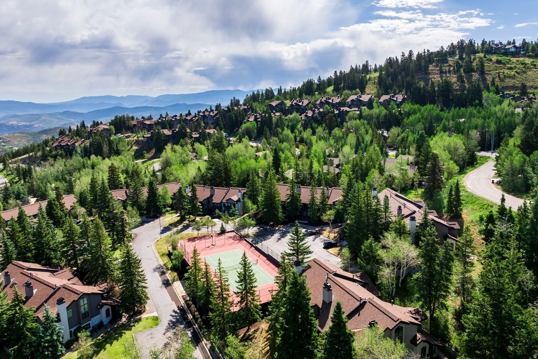 RIDGEPOINT - Residential