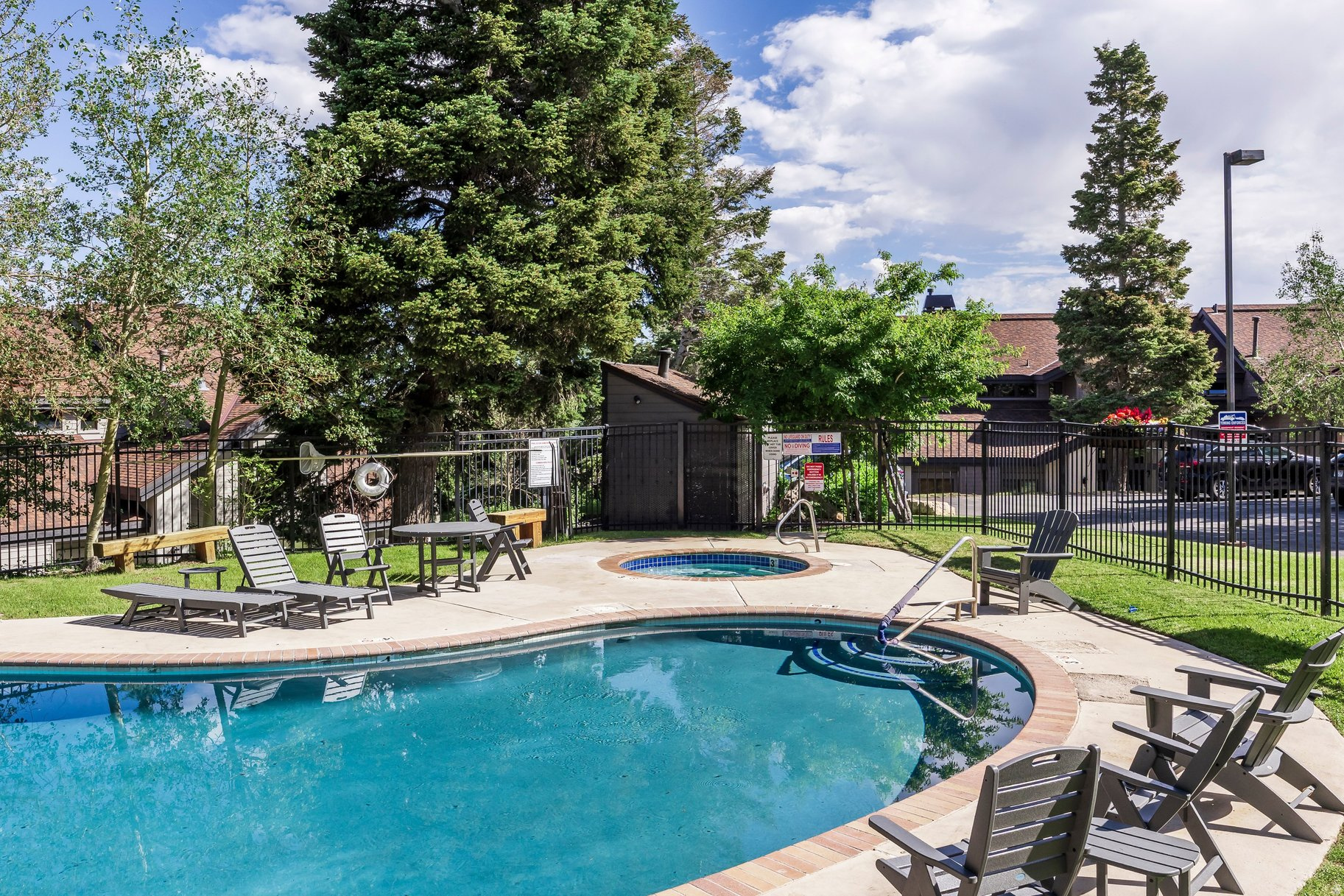 RIDGEPOINT - Residential