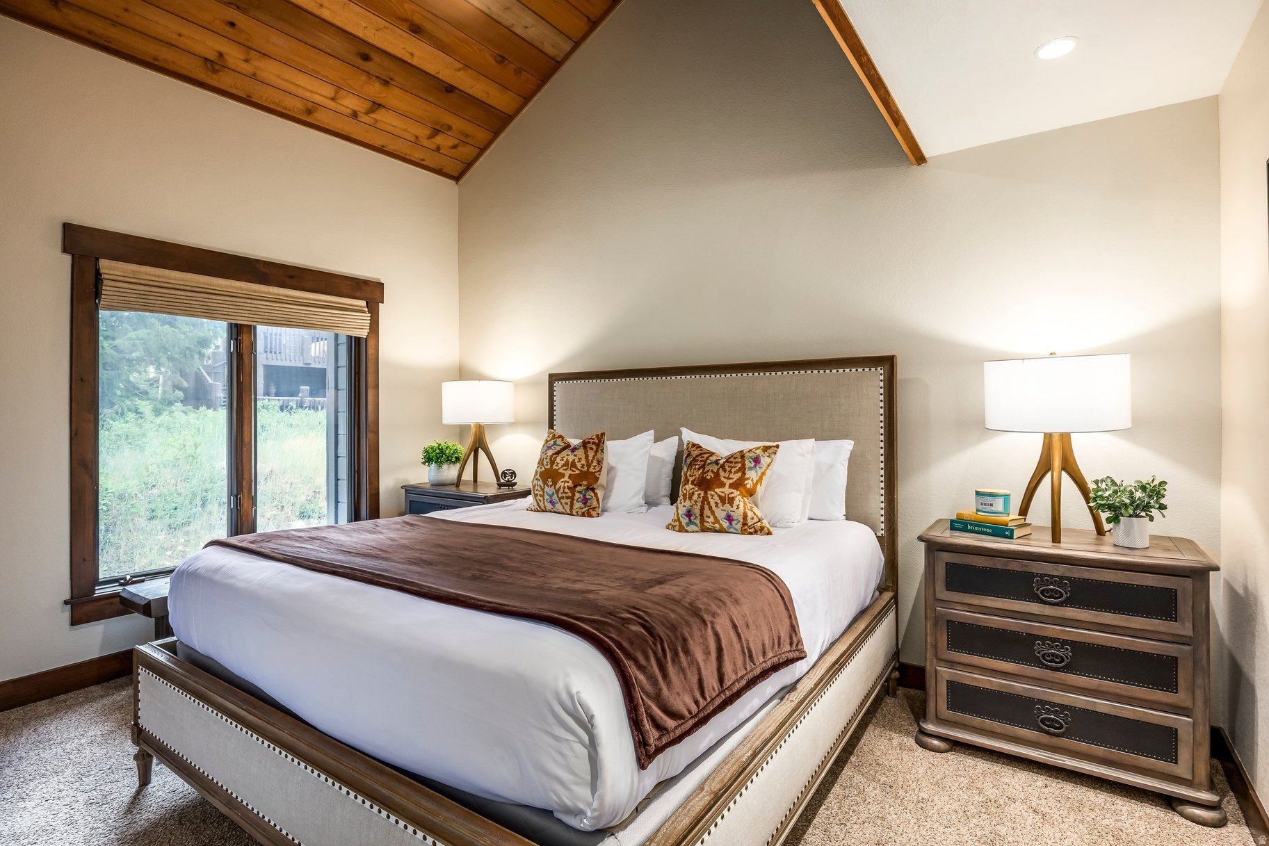 RIDGEPOINT - Residential