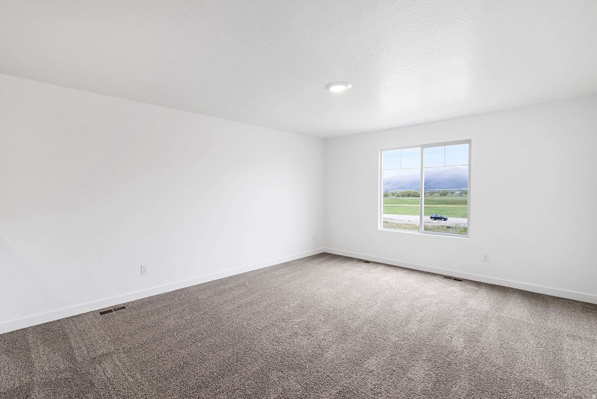 MONTREUX - Residential Lease