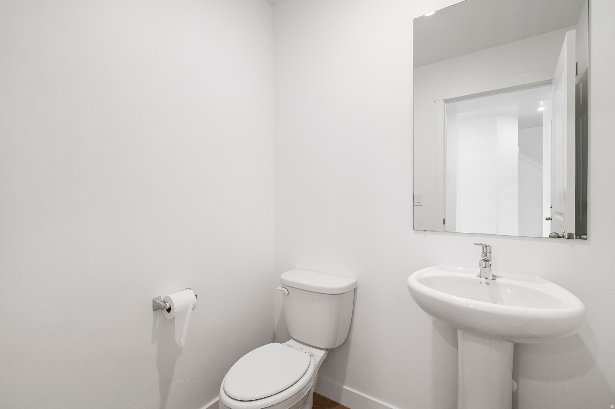 MONTREUX - Residential Lease