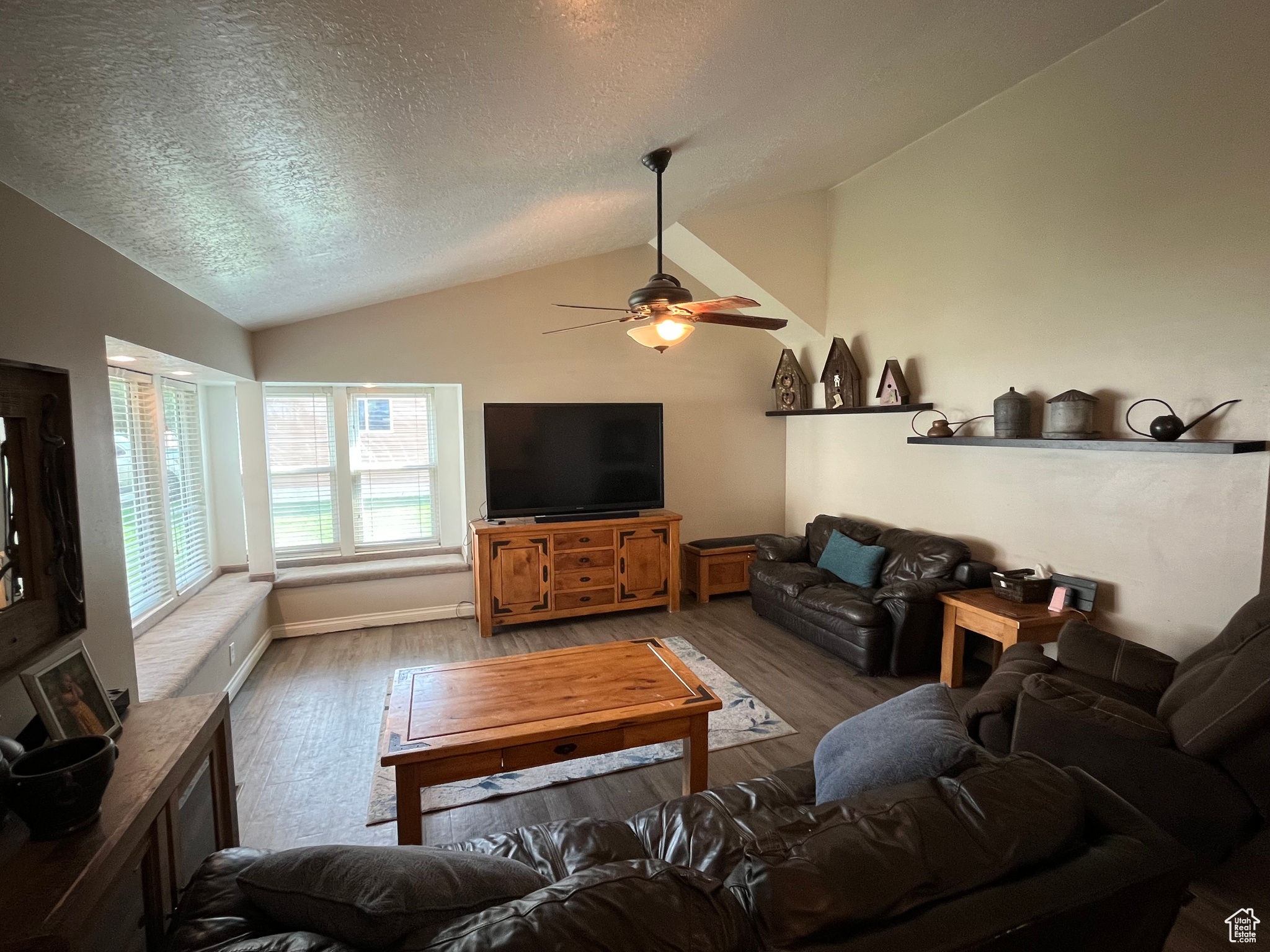 THREE MILE CREEK - Residential