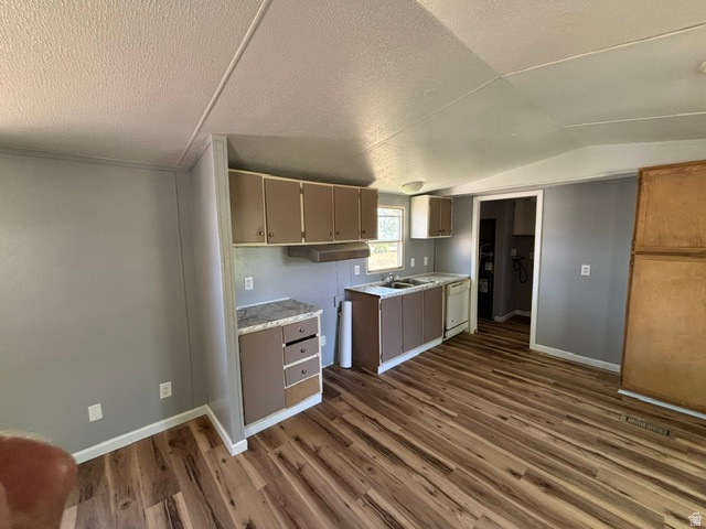 MILE HIGH VILLAGE - Residential