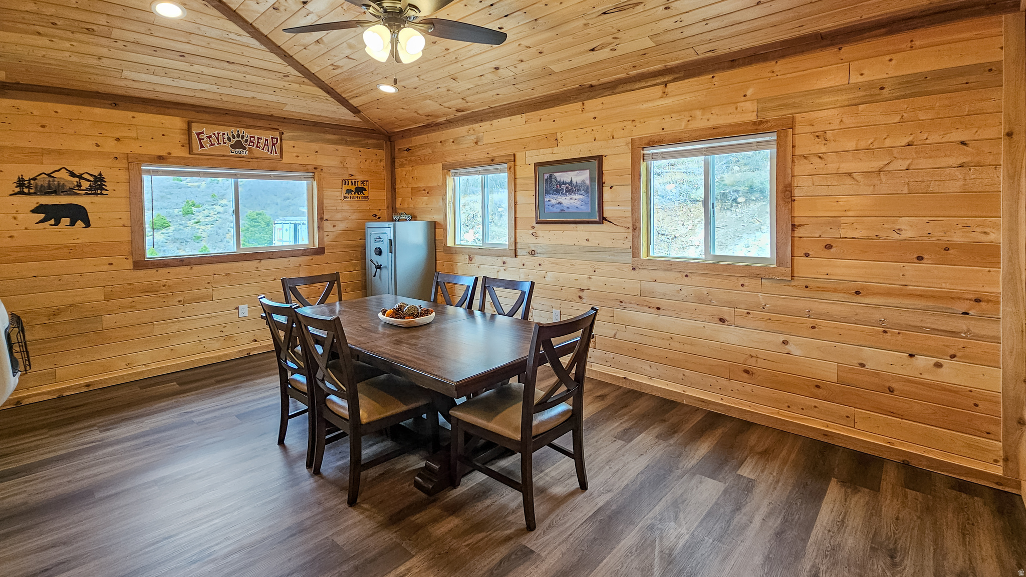 HIDEAWAY VALLEY SUBD - Residential