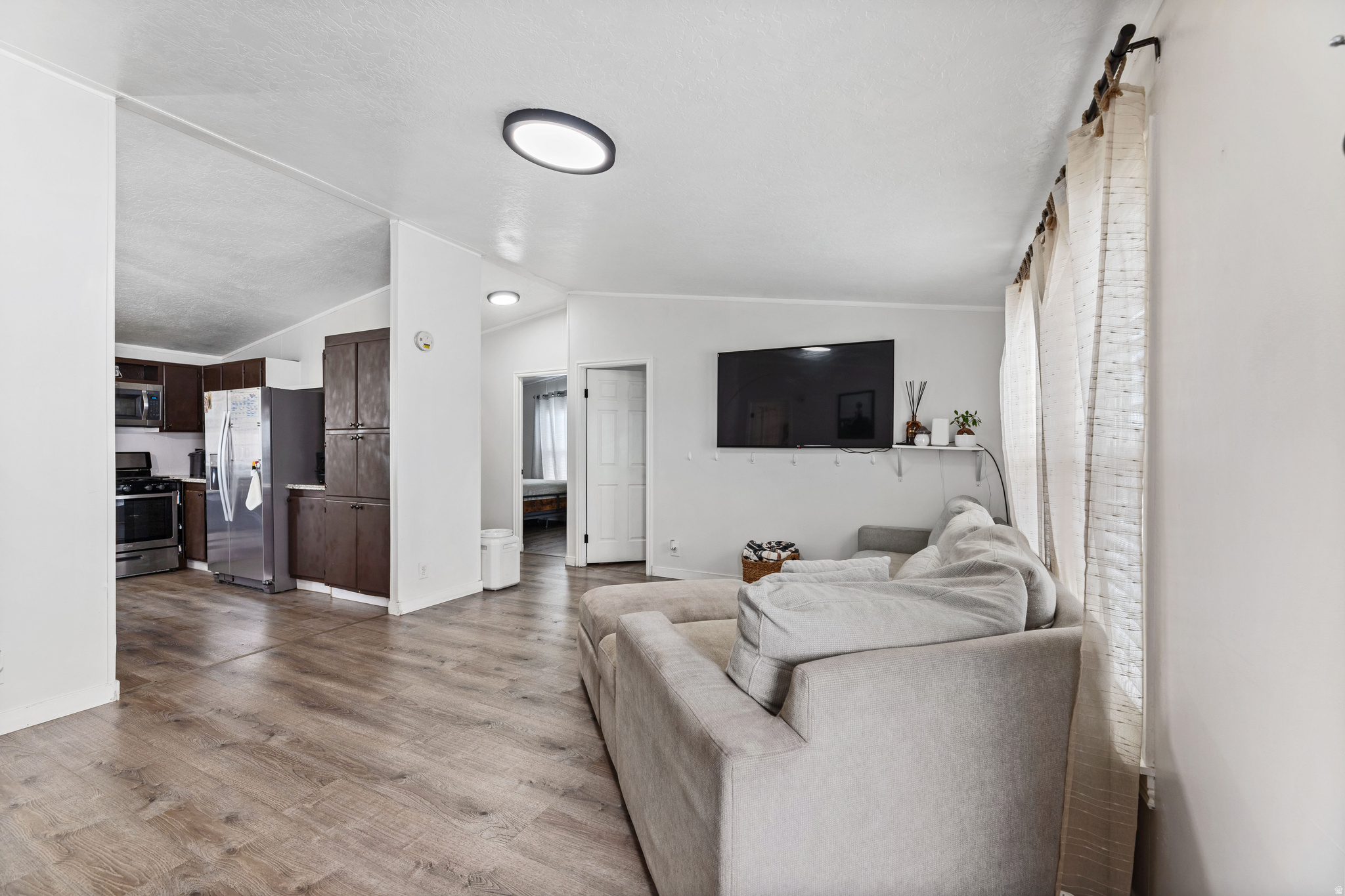 LAMPLIGHTER ESTATES - Residential
