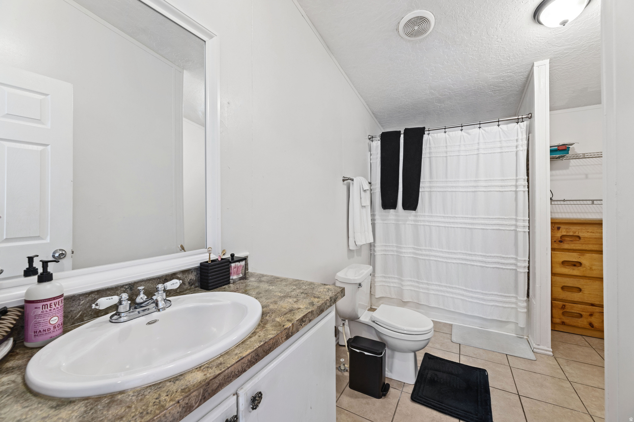 LAMPLIGHTER ESTATES - Residential
