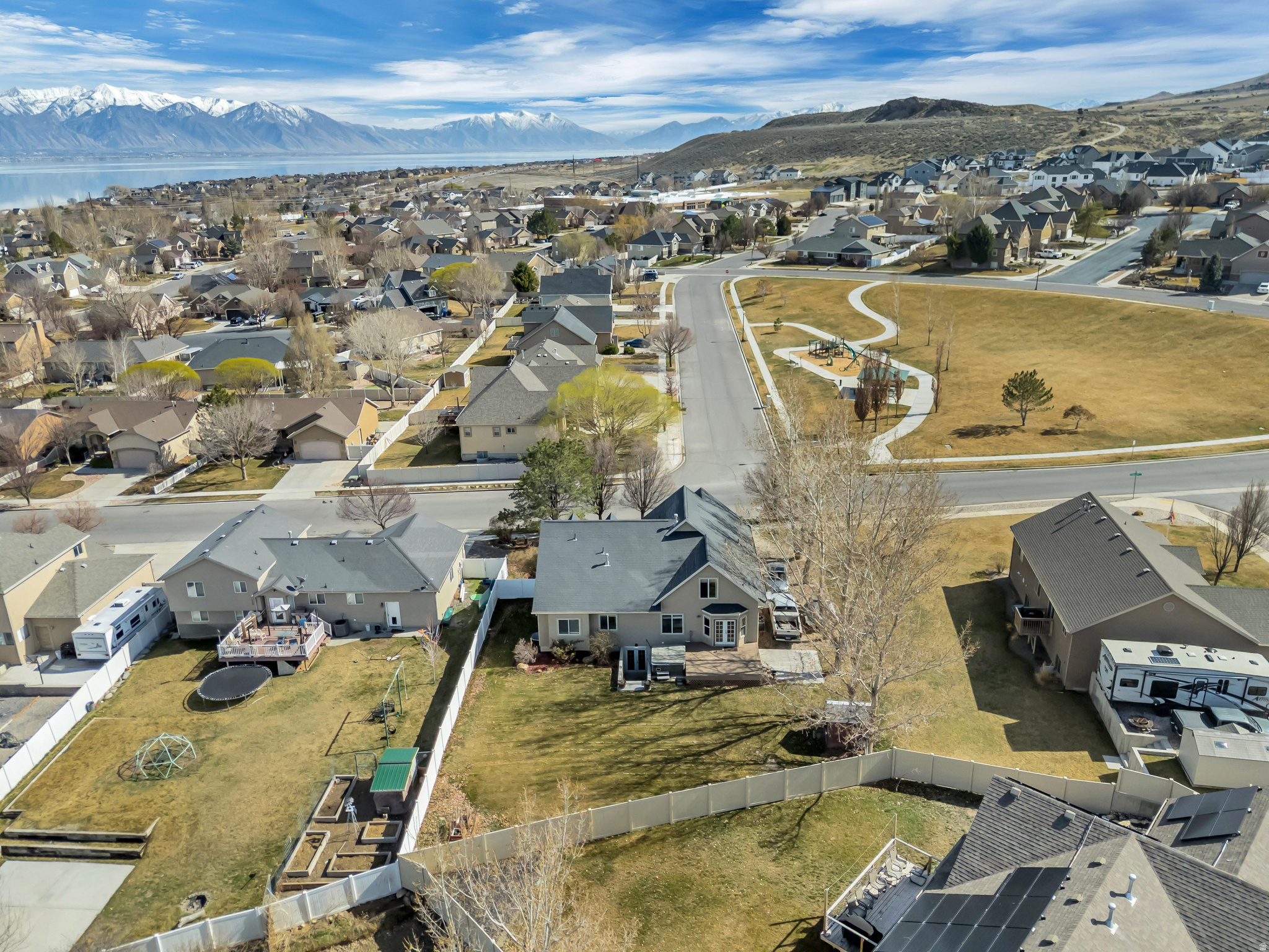 SARATOGA HILLS - Residential