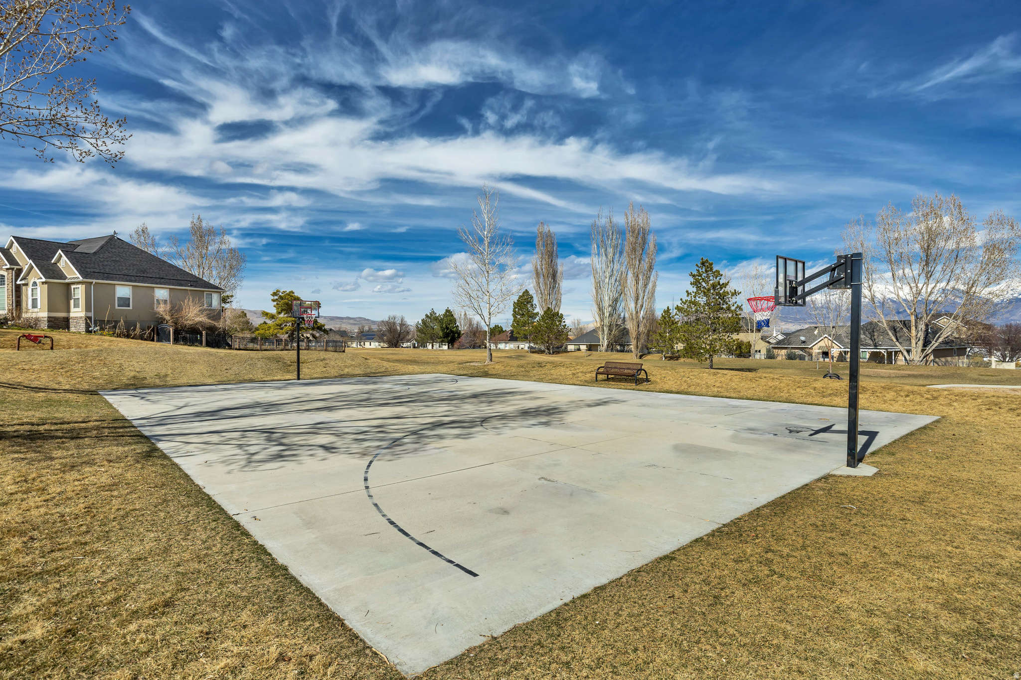 SARATOGA HILLS - Residential
