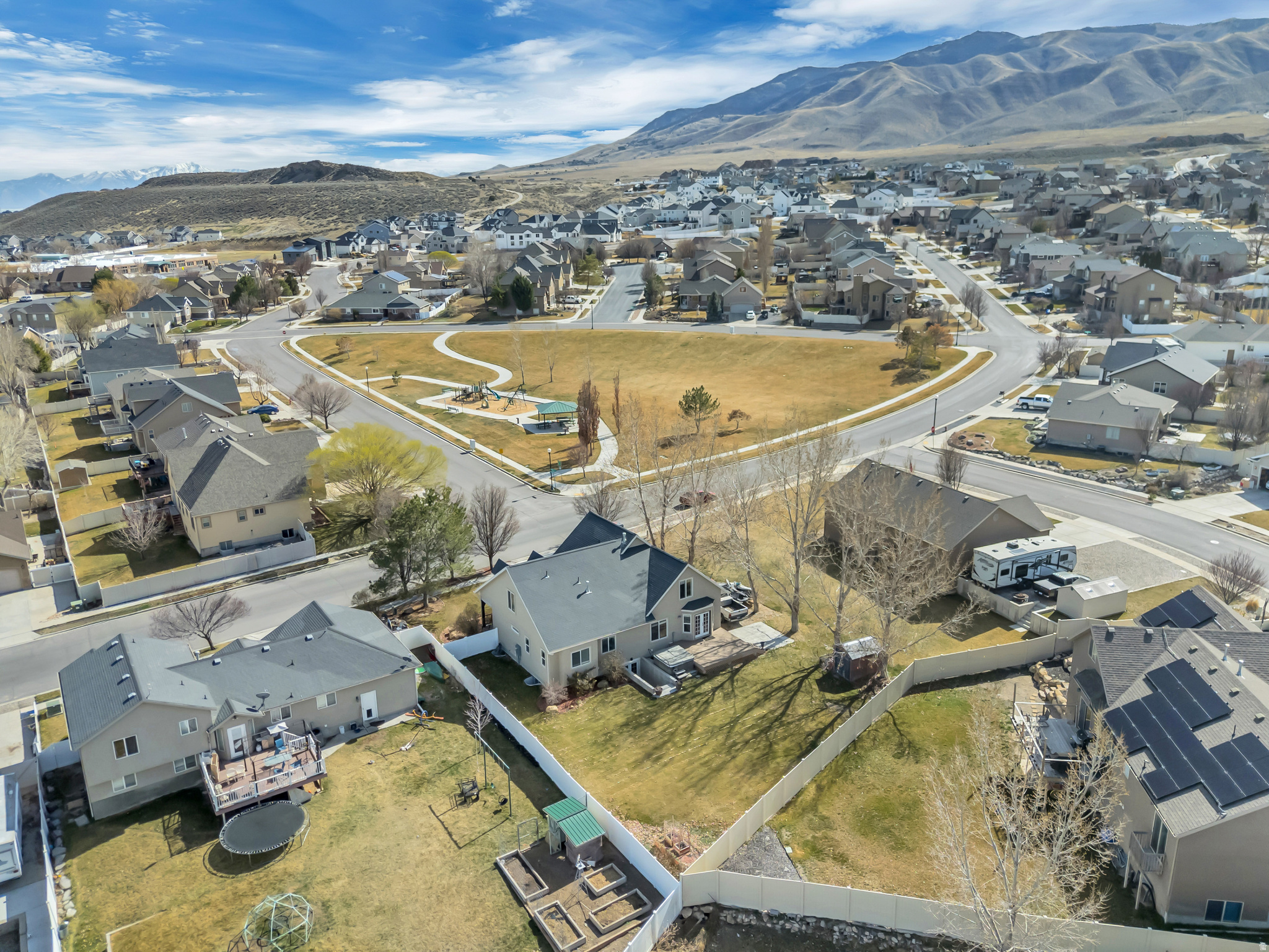 SARATOGA HILLS - Residential
