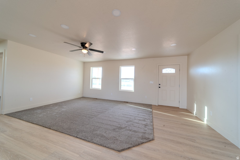 HIGH DESERT ESTATES - Residential