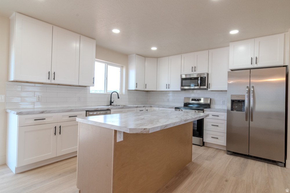HIGH DESERT ESTATES - Residential