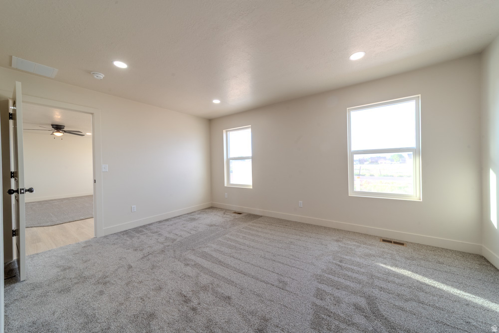 HIGH DESERT ESTATES - Residential