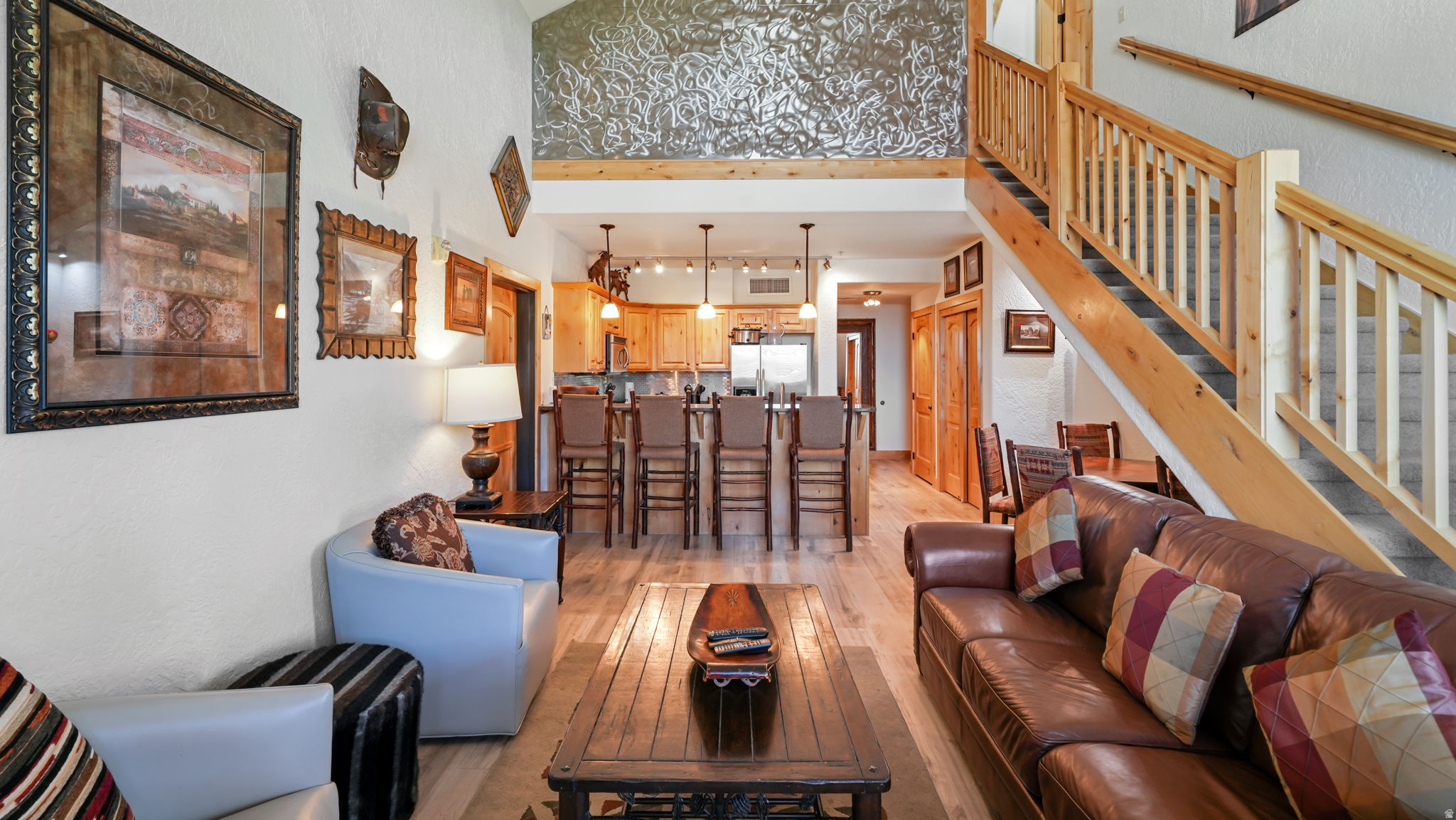 SILVERADO LODGE CONDOMINIUM - Residential