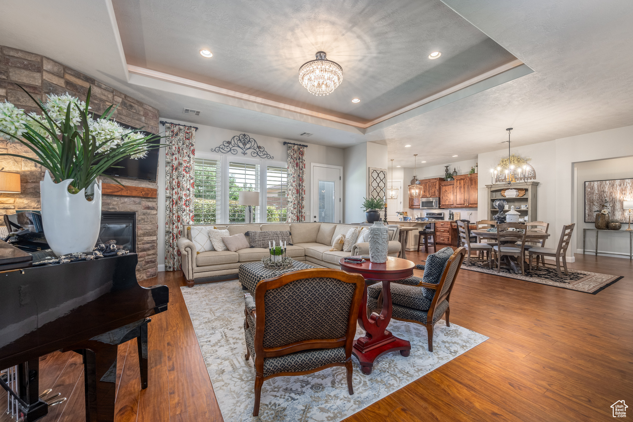 SILVER FALLS AT WASHINGTON BENCH PH 5 - Residential