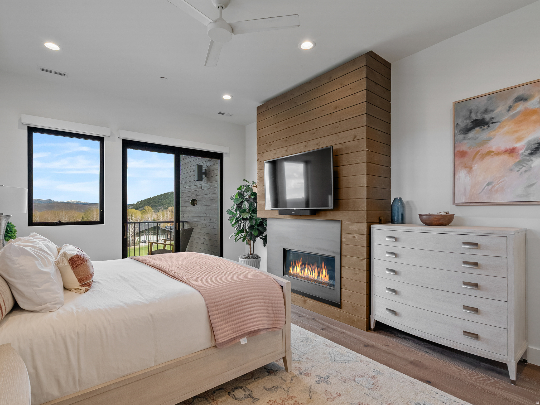 VIRIDIAN CONDOS - Residential