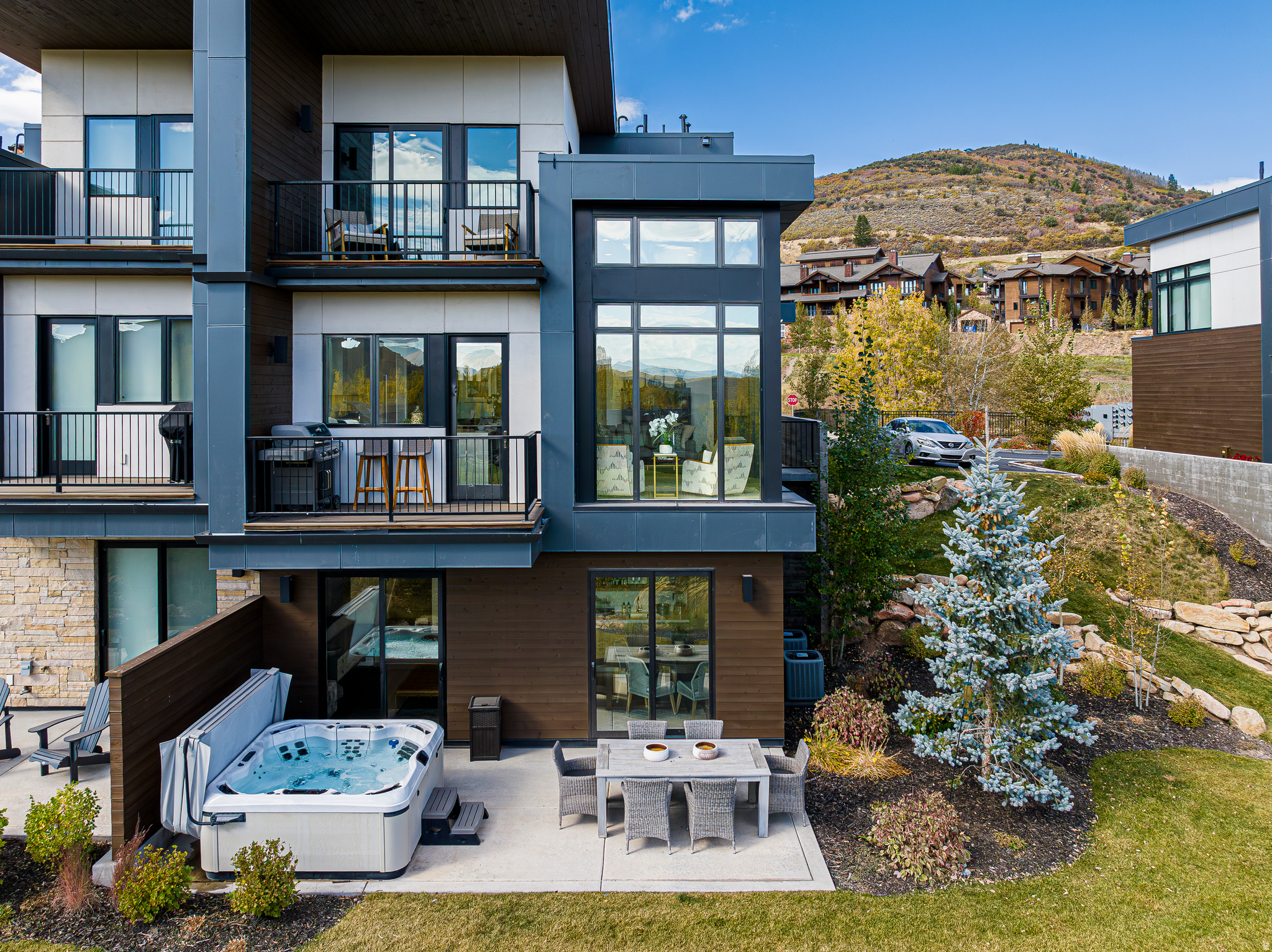 VIRIDIAN CONDOS - Residential