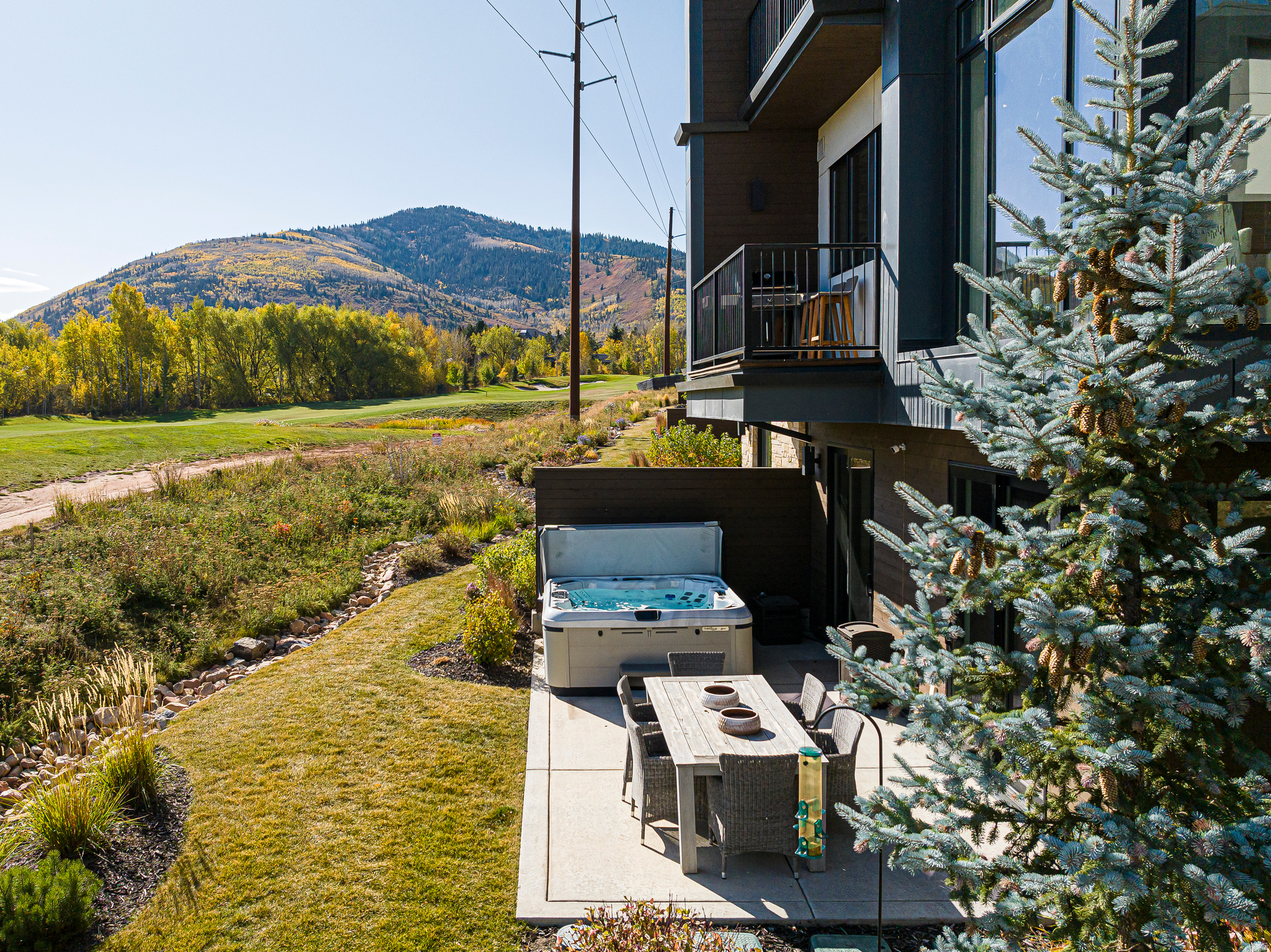 VIRIDIAN CONDOS - Residential