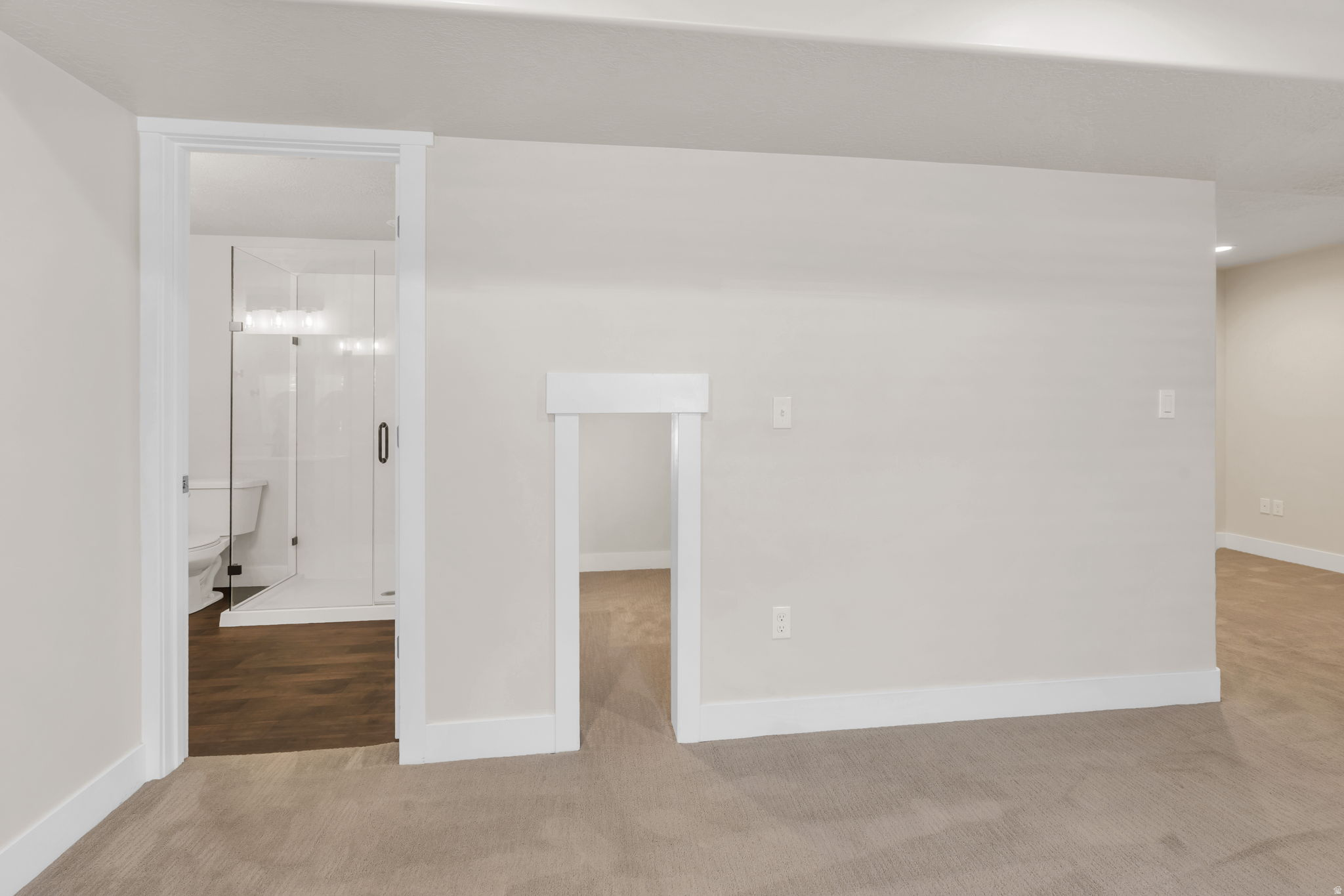 LAKEFRONT - Residential