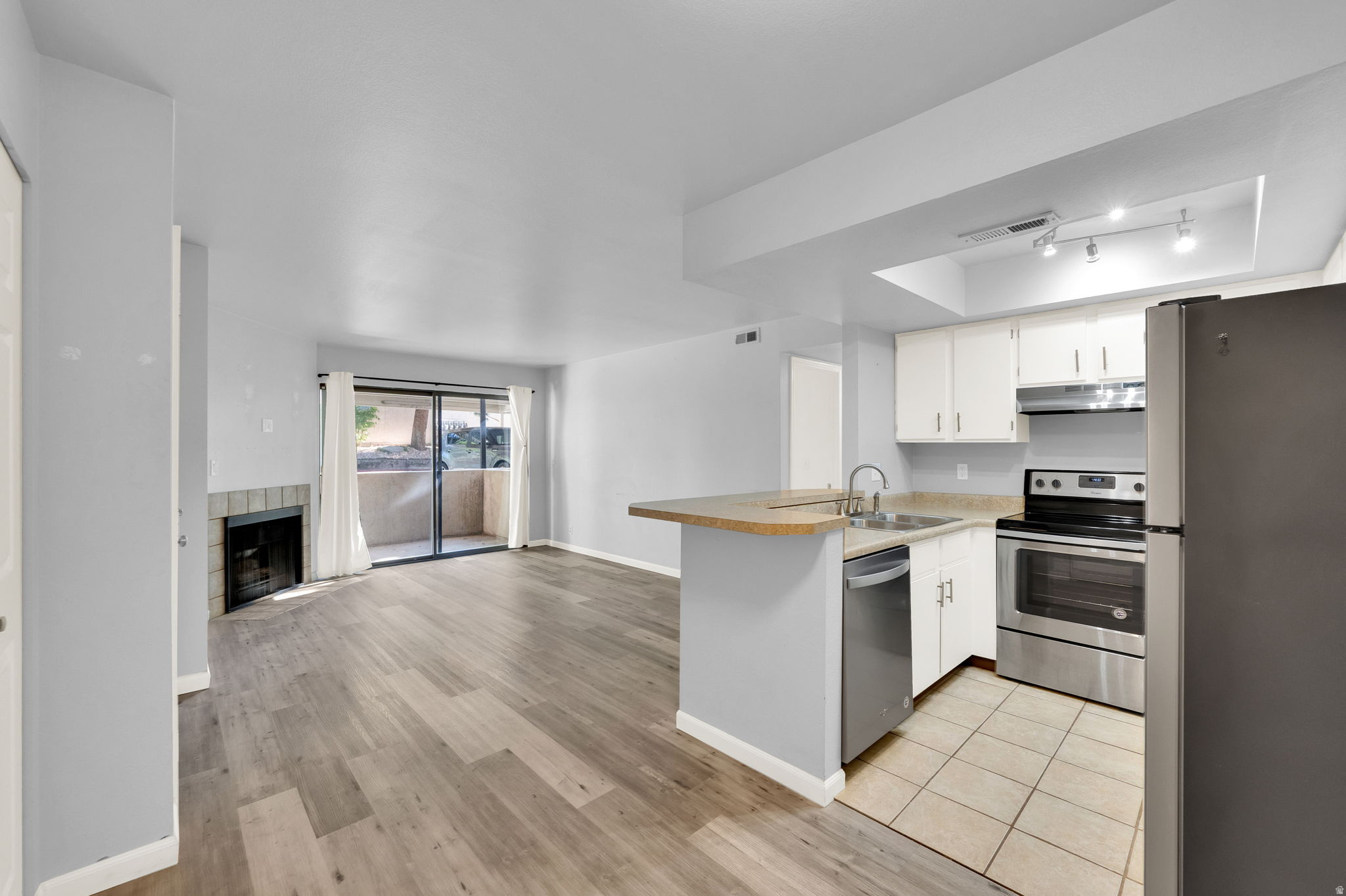 HILLCREEK - Residential