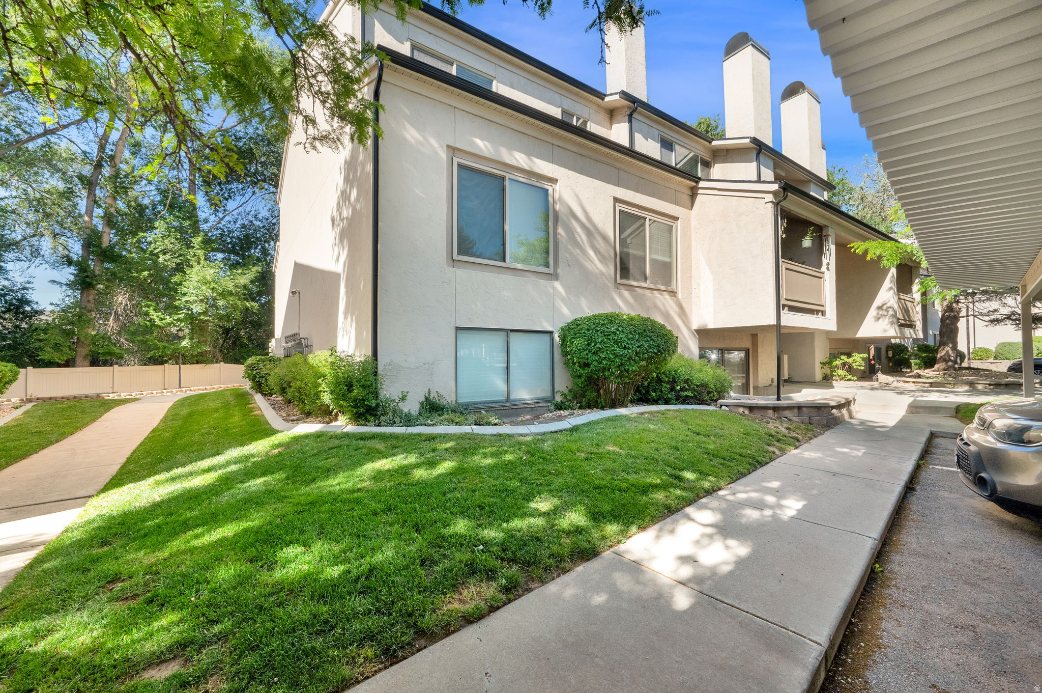 HILLCREEK - Residential