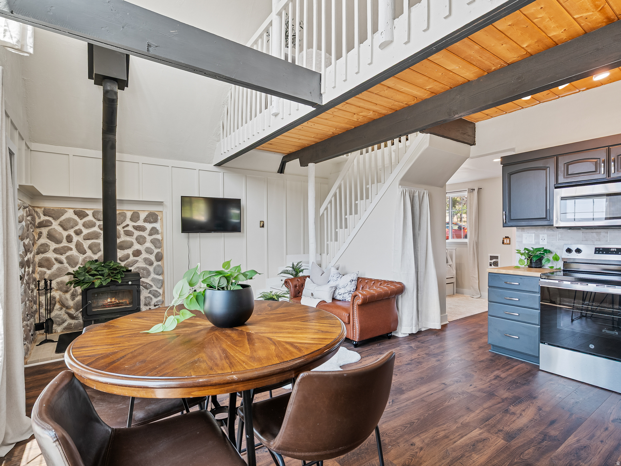 SKYLINE MOUNTAIN RESORT - Residential