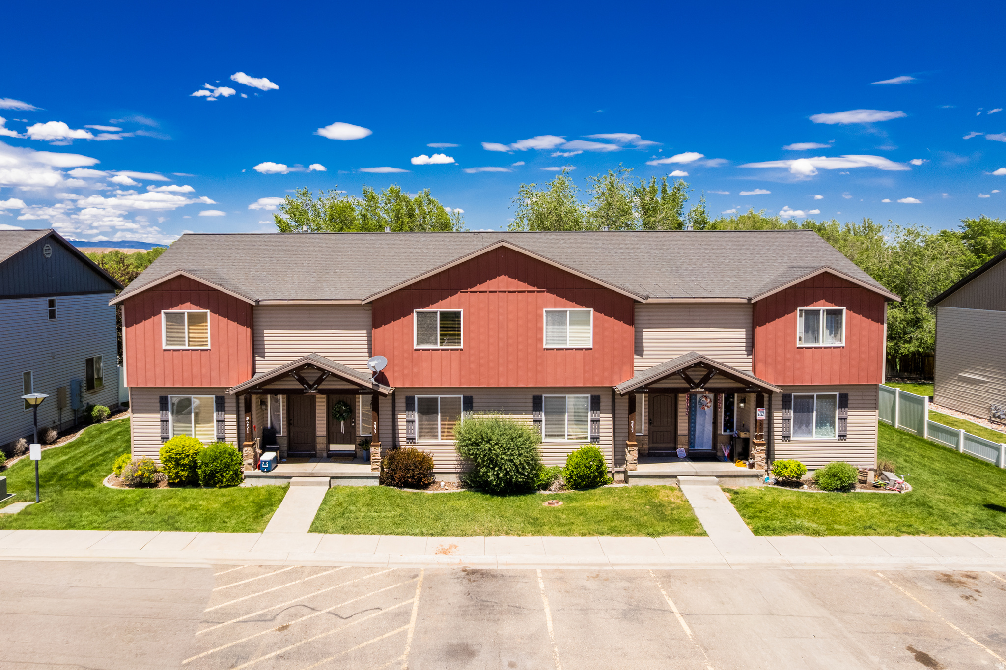 MEADOWS - Residential