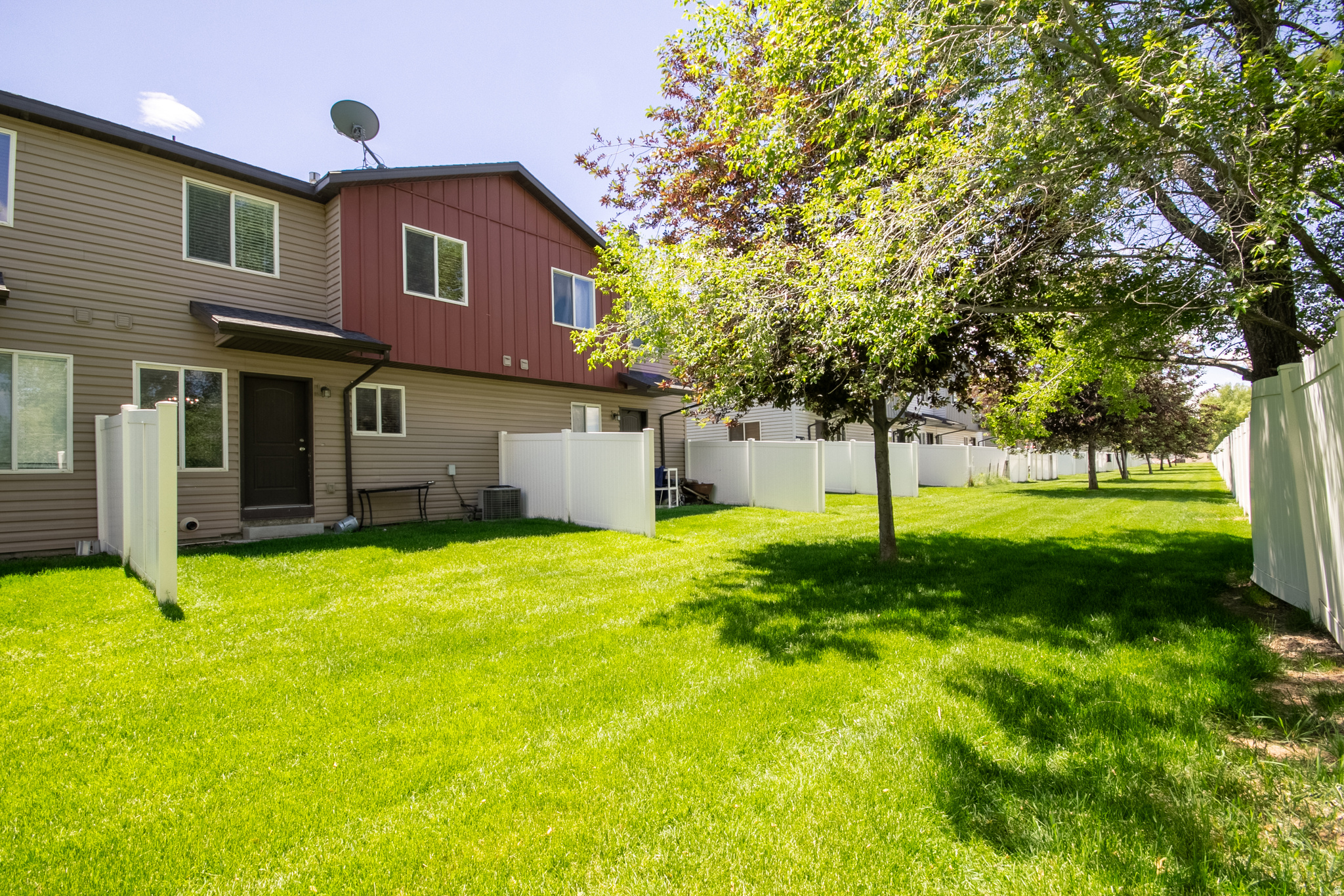 MEADOWS - Residential