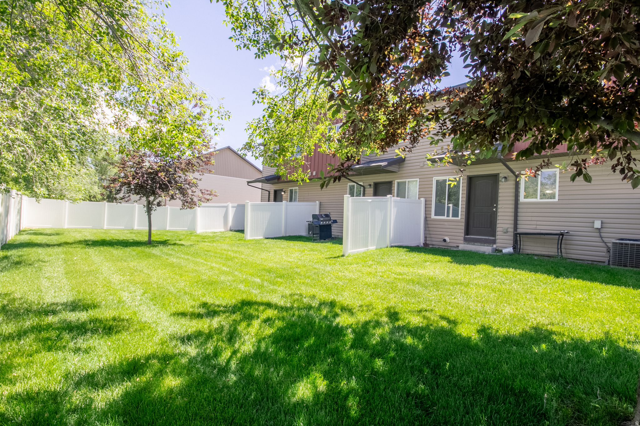 MEADOWS - Residential
